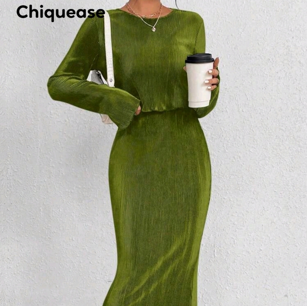 Green Long Sleeve Pleated 2 PiecE Skirt Set